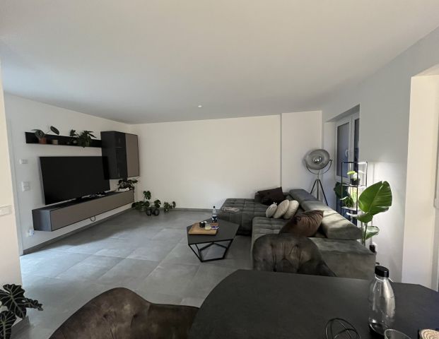 Wohnen Mit Wohlfühlfaktor – Schöne Wohnung Mit Wintergarten In Osnabrück - Foto 1