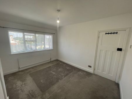 3 Bed Semi-Detached House, Gilbertstone Avenue, B26 - Photo 3