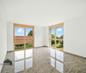 Living quality in a class of its own - living with lake view and st... - Photo 2