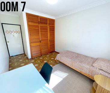 East Brisbane - Photo 3