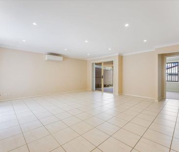 Quality Family Home - Photo 3