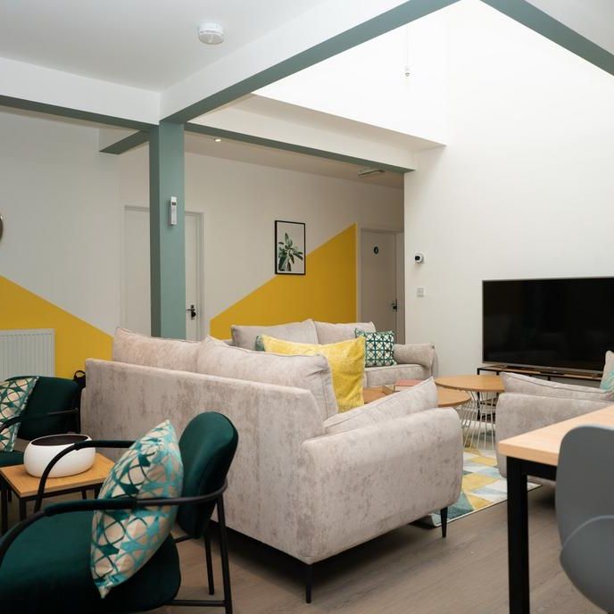 3 bedroom flat to rent - Photo 1