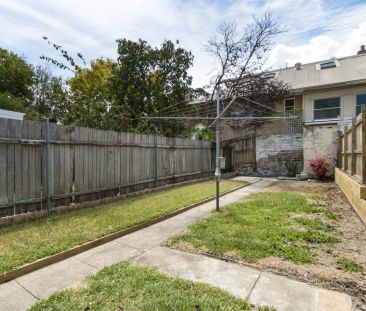 Oversized back yard – perfect for entertaining! - Photo 2