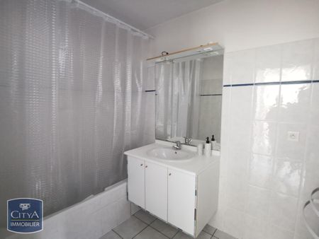 Location Appartement 2 pièces 50m² MONT DE MARSAN 40000 - Photo 5