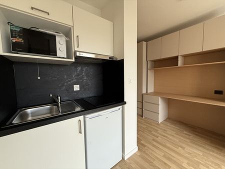 Location Appartement 1 pièce 20m² MAROMME 76150 - Photo 4