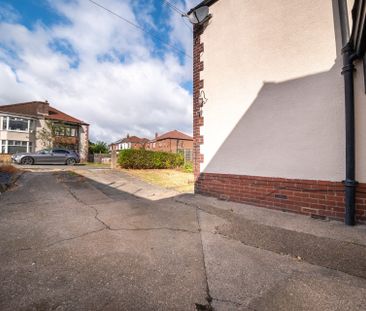 11 Downing Road, S8 - Photo 4