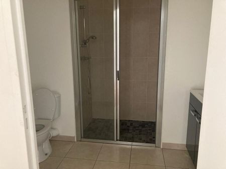 Location Appartement 2 pièces 39m² FLEURY SUR ORNE 14123 - Photo 5