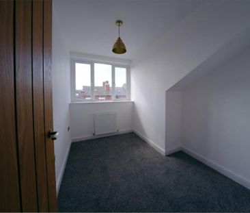 2 bedroom terraced house to rent - Photo 3