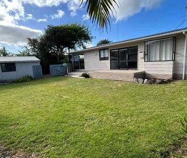 Close to local Shopping and Beach - Photo 4