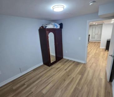 9 BOXDENE AVENUE - Photo 3