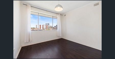 Modern 2-Bedroom Apartment in Prime Liverpool Location - Photo 4