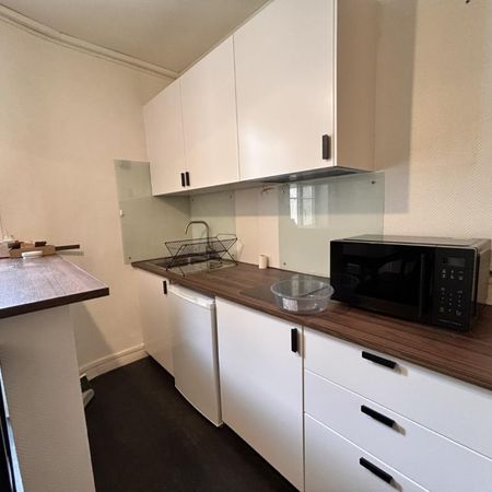 Location Appartement 1 pièce Meublé 27m² CAEN 14000 - Photo 3