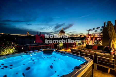 Attico e Super Attico completamente ristrutturato a pochi passi dal Duomo in Affitto - Photo 4