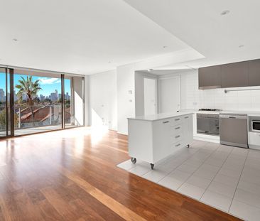 202/159 Beach Street, Port Melbourne, VIC, 3207 - Photo 1