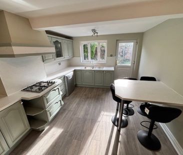 Leadale, Preston - Photo 6