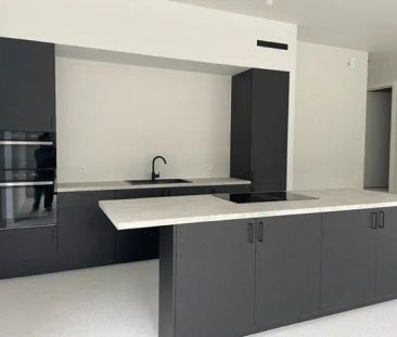 Prachtige nieuwbouw, moderne en energievriendelijke villa met 3 sla... - Foto 4