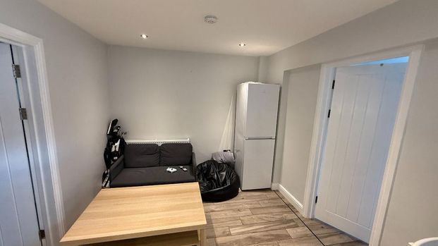 4 bedroom detached house to rent - Photo 1