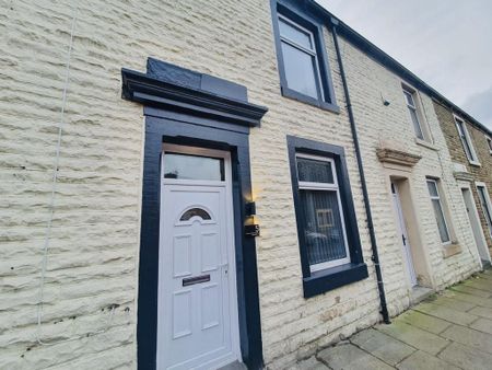 2 bedroom terraced house to rent - Photo 5