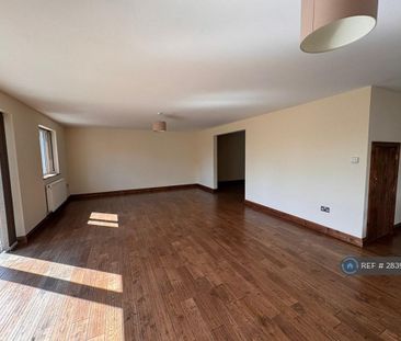 2 bedroom semi-detached house to rent - Photo 1