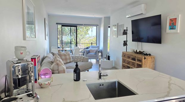 St Heliers Townhouse - Photo 1