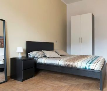 Via Sant'Eusebio, Milan, Lombardy 20144 - Photo 3