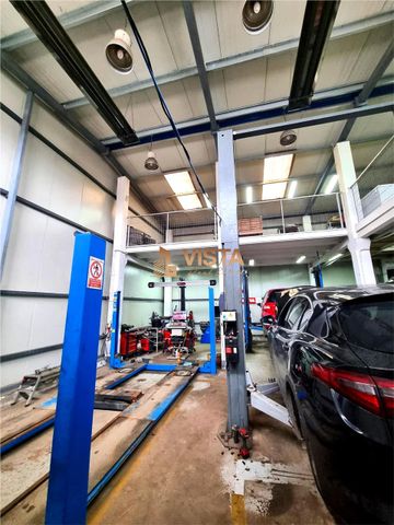 Service auto complet echipat, la cheie � 4 posturi lucru, elevatoare 3t si 5t. Zona Noua, Brasov - Fotografie 2