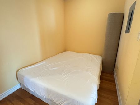 For Lease - 761 Bay Street Unit# 3009, Toronto, Ontario - Photo 5