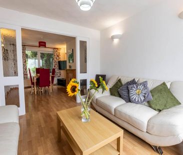 5 bedroom house to rent - Photo 2