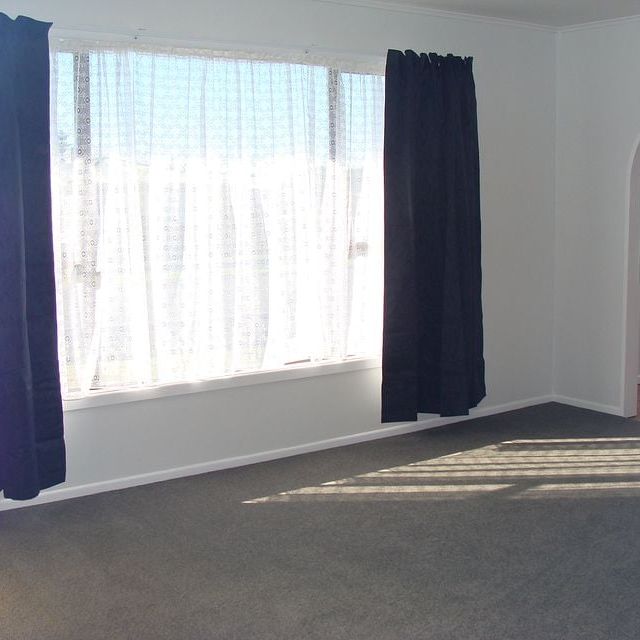 3 Bedroom Home in Waitara - Photo 1