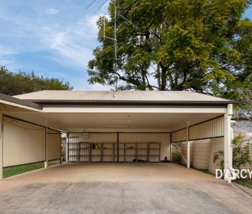 39 DEERDALE ST - Photo 1