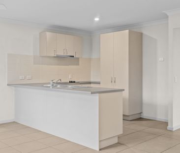 Lovely Four Bedroom Home - Inspection Cancelled Today - Photo 3