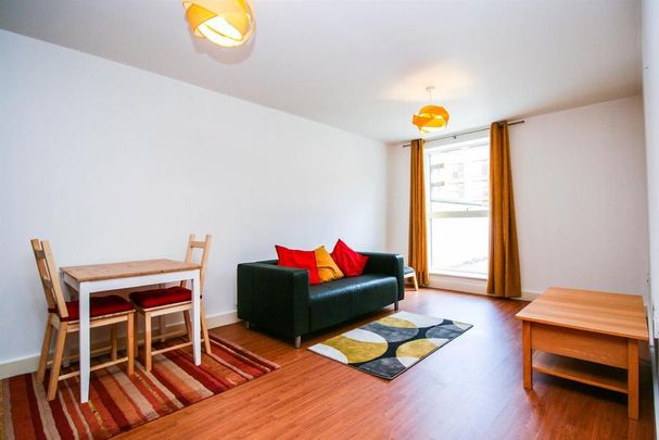 2 bedroom apartment to rent - Photo 1