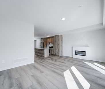 For Lease - 12 Chapple Lane, Richmond Hill, Ontario - Photo 1