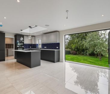 5 bedroom detached house to rent - Photo 4