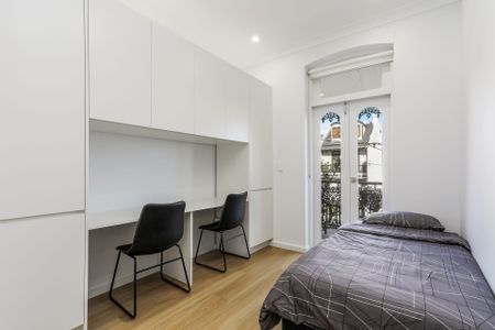 FULLY FURNISHED - Photo 3