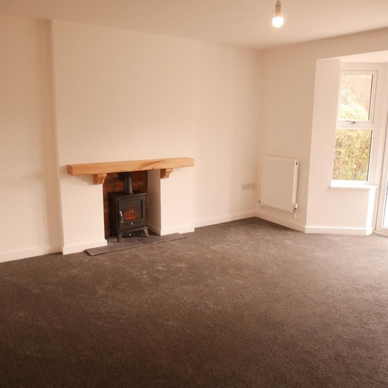 3 bedroom bungalow to rent - Photo 1