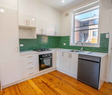 Newly Renovated One Bedroom Unit in Convenient Waratah Location - Photo 4