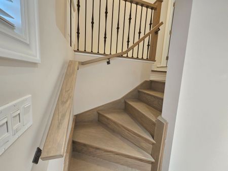 For Lease - 24 Darcy Magee Crescent Unit# Basement, Toronto, Ontario - Photo 5