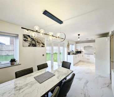 4 bedroom detached house to rent - Photo 6