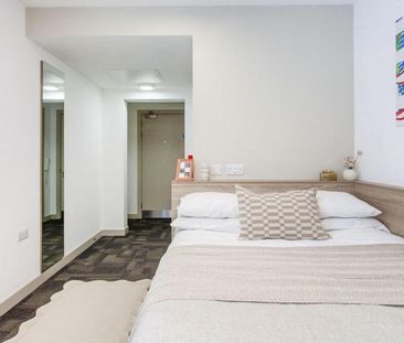 Studio to rent - Photo 3