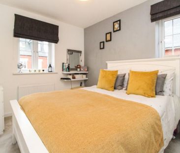 2 bedroom semi-detached house to rent - Photo 5