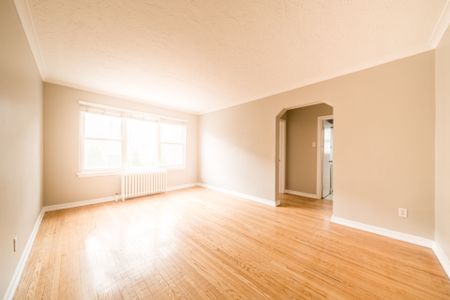 For Lease - 340 Lakeshore Road Unit# 4, Mississauga, Ontario - Photo 2