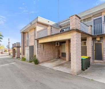 Home For Rent - Photo 3