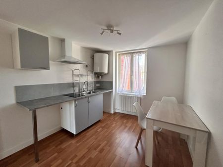 Location Appartement 1 pièce 21m² LISIEUX 14100 - Photo 5