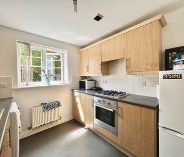 2 bedroom apartment to rent - Photo 4