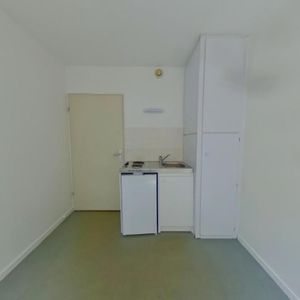 Location Appartement 1 pièce 12m² TOURS 37200 - Photo 2