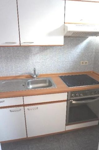 Im Herzen von Rüttenscheid - helle Wohnung mit Einbauküche! - Photo 4