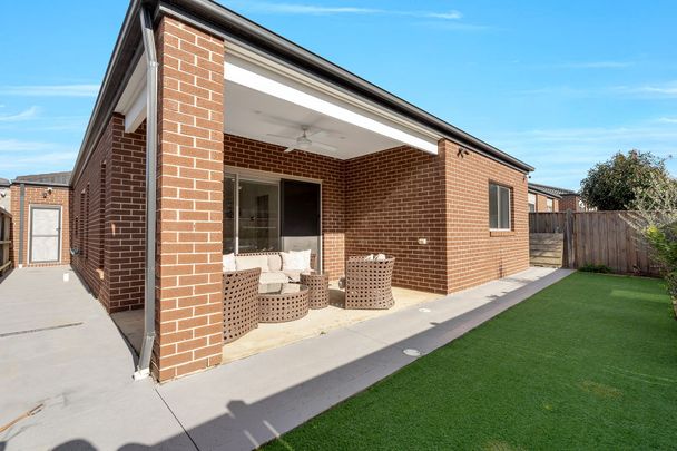 Modern Family Home - Photo 1