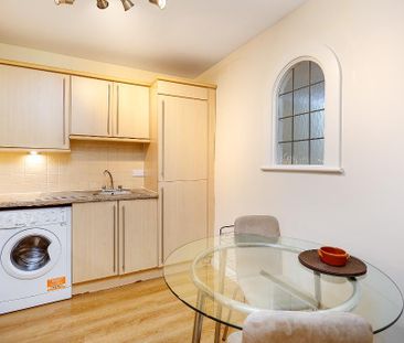 2 bedroom flat to rent - Photo 6