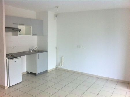 Location Appartement 1 pièce 30m² BEGLES 33130 - Photo 2